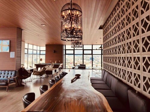 Downtown Tijuana  1BR Suite Avenida Revolucion 904