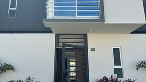 Gambar tidak terklasifikasi, 5 dari 46, tombol