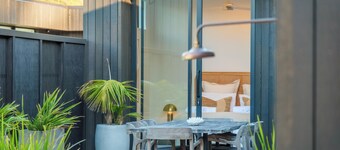 Waiata Beach House - Onetangi Beach