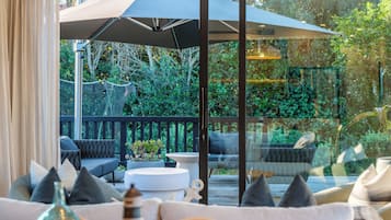 Luxury Villa, Garden View | Living area | 55-inch Smart TV with digital channels