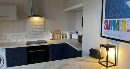 Comfy 1BD Retreat in the Heart of Alderley Edge