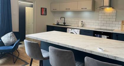 Comfy 1BD Retreat in the Heart of Alderley Edge