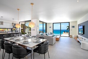 Dining - Infinite Blue Villa, Beachfront Elegance with Infinity Pool  | Infinite Blue Villa (Sint Maarten)