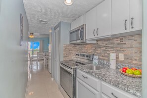 Fridge, microwave, oven, stovetop - Spacious Ocean View 1 Bedroom Condo- Sleeps 8! 6042 (Myrtle Beach)