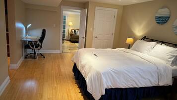 1 bedroom, desk, iron/ironing board, free WiFi