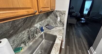 Nittany Nest: 2BR 1BA
