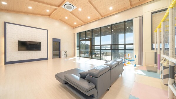 Chambre, 3 chambres (raruche) | 1 chambre, Wi-Fi gratuit