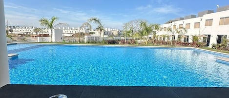 Outdoor pool, pool umbrellas