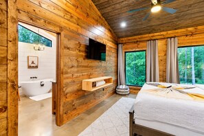 KING SUITE 2