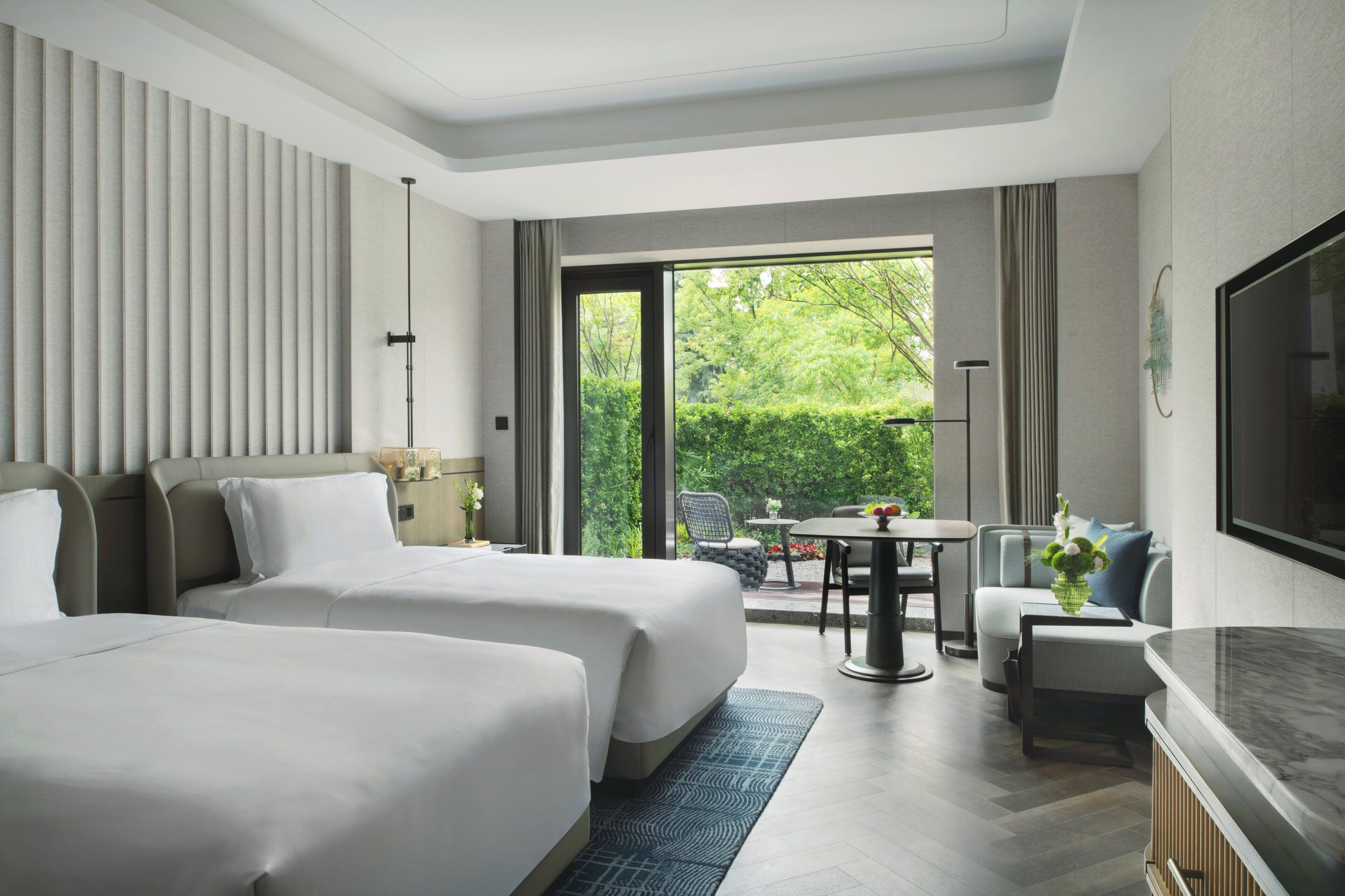 高級寢具、羽絨被、迷你吧、房內夾萬