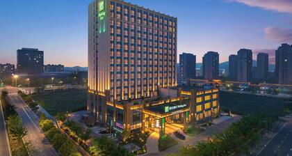 Holiday Inn Ningbo Xianshan Damu Bay by IHG