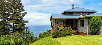 คิงไทด์เฮาส์