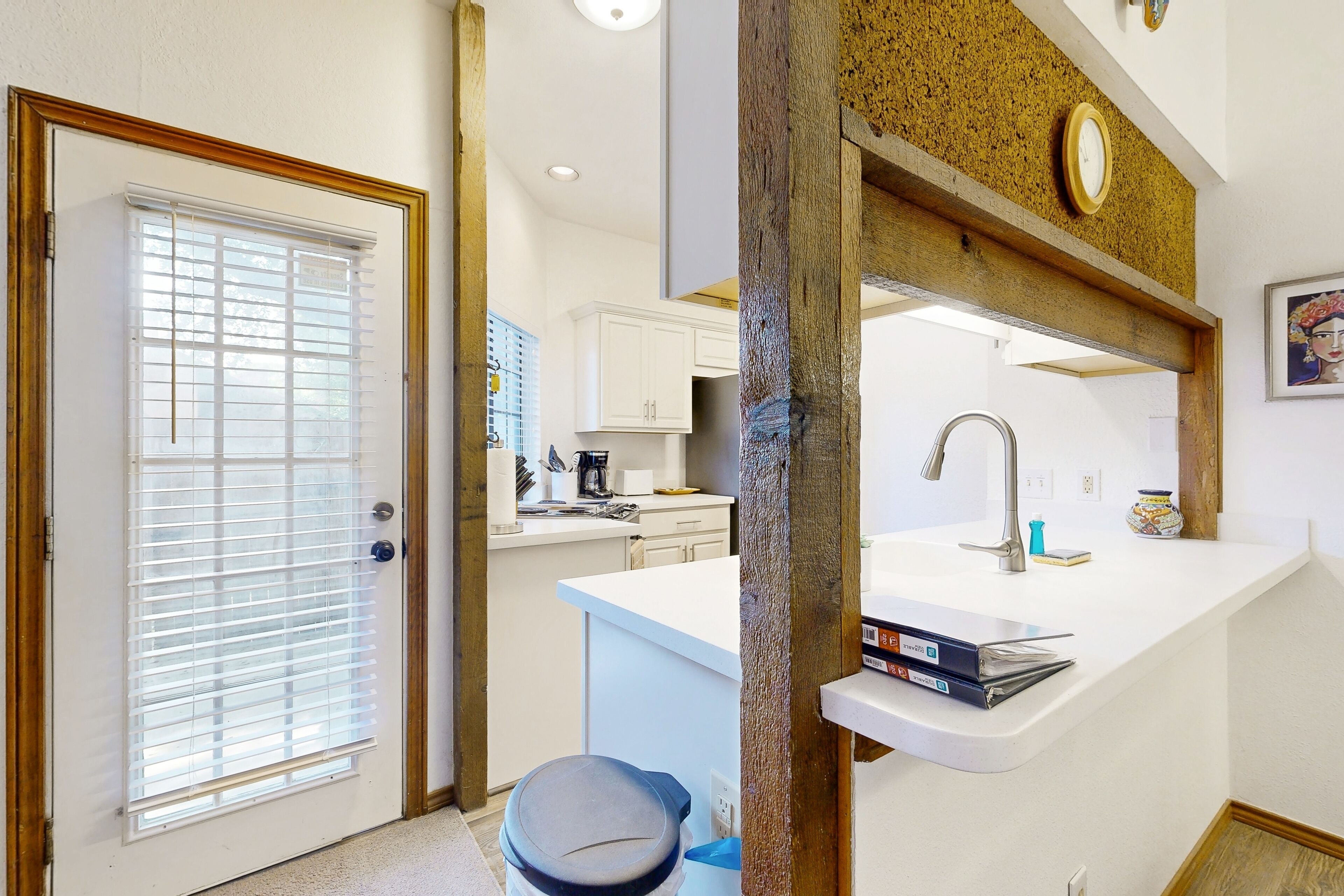 冰箱、微波炉、烤箱、炉灶