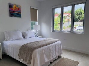 2 soverom, strykejern/-brett, wi-fi og sengetøy