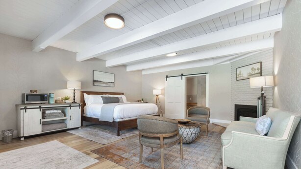 Room - Big Pine Suite CN Lodge R#1 (Springville)