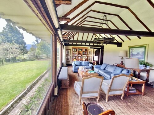 Hacienda Quebraditas with beautiful fireplace, 10 minutes from the Salt Cathedral.