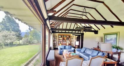 Hacienda Quebraditas with beautiful fireplace, 10 minutes from the Salt Cathedral.