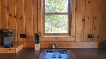 Fridge, microwave, dishwasher, coffee/tea maker