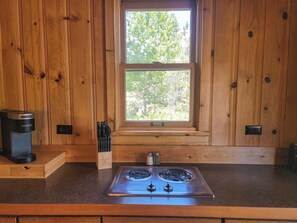 Kühlschrank, Mikrowelle, Geschirrspüler