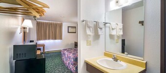 30 miles from Teddy Roosevelt National park