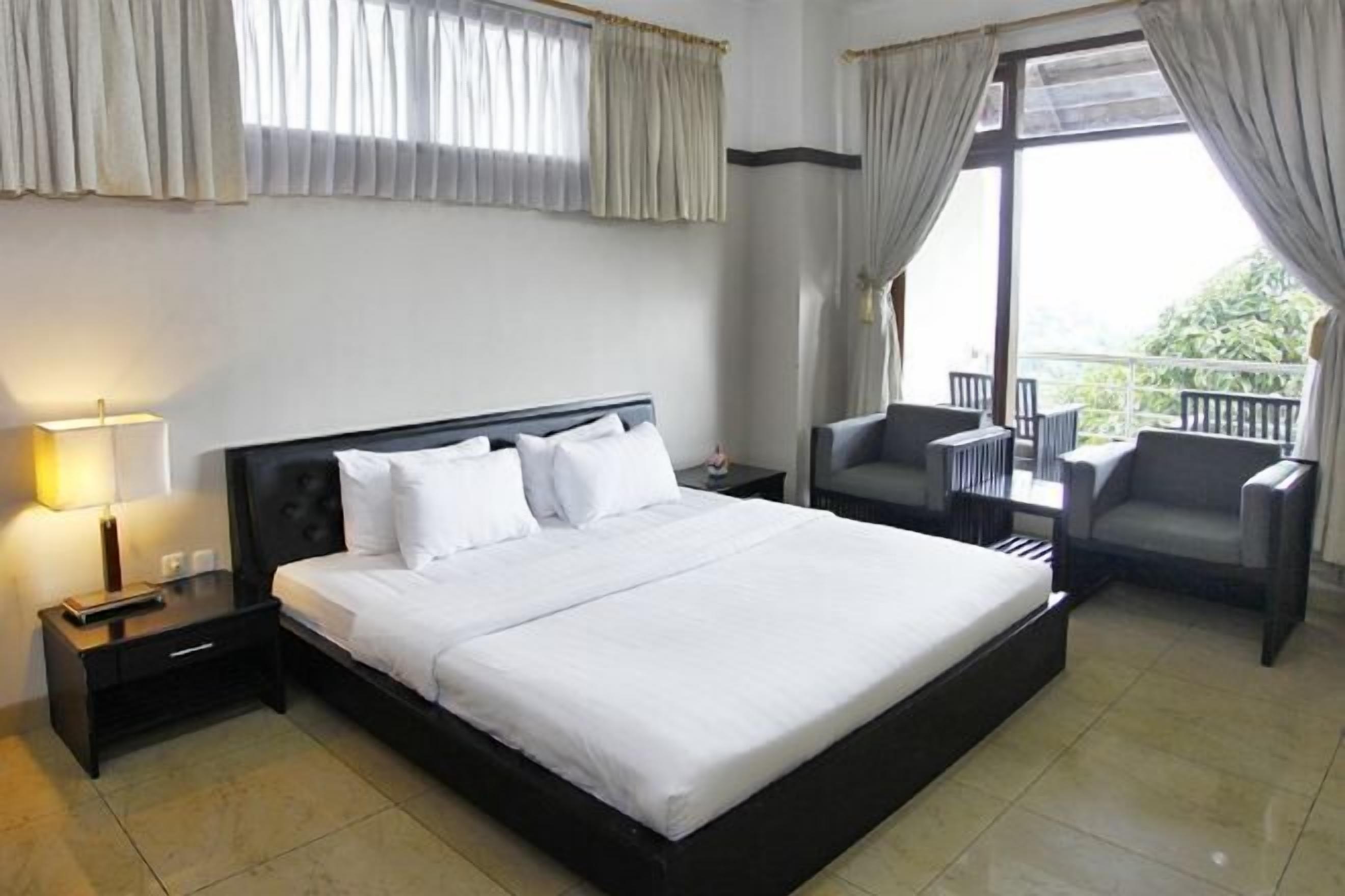 Soundproofing, bed sheets