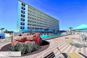 Piscine extérieure, piscine chauffée