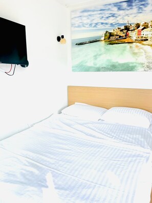 1 bedroom, in-room safe, iron/ironing board, free WiFi - 2 Cozy Rooms and Swimming Pool in a Green Setting (Mandelieu-la-Napoule)