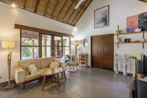 Living area - Christel Villa by Betterplace (Ungasan)