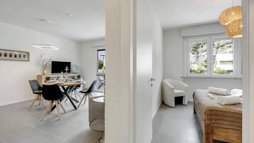 Family Apartment, 1 Bedroom, Balcony, Lakeside (Appartamento 30 Nodi 2 Torbole-Arco) | Dining