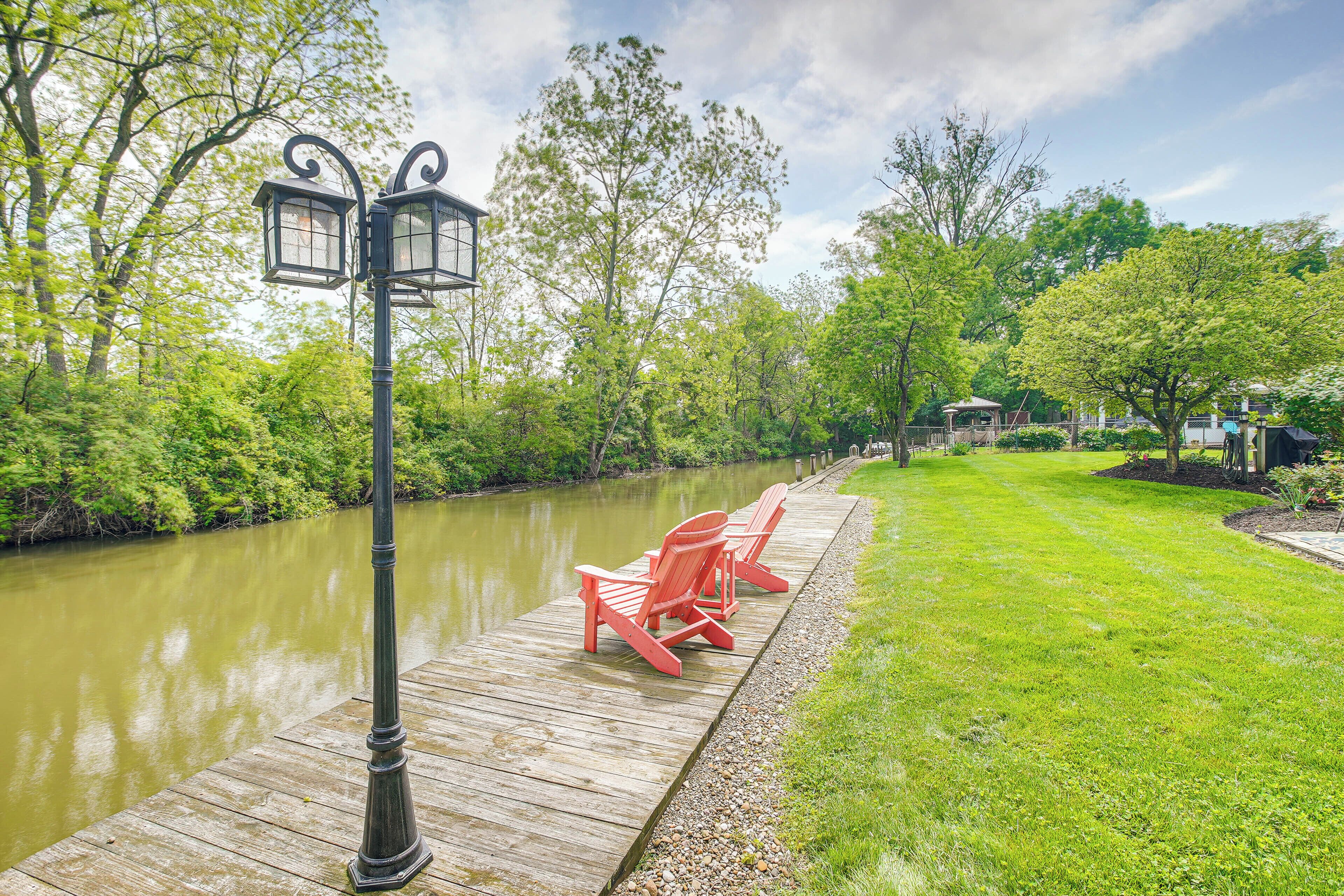 Thornville Home w/ Boat Dock: Near Lake!