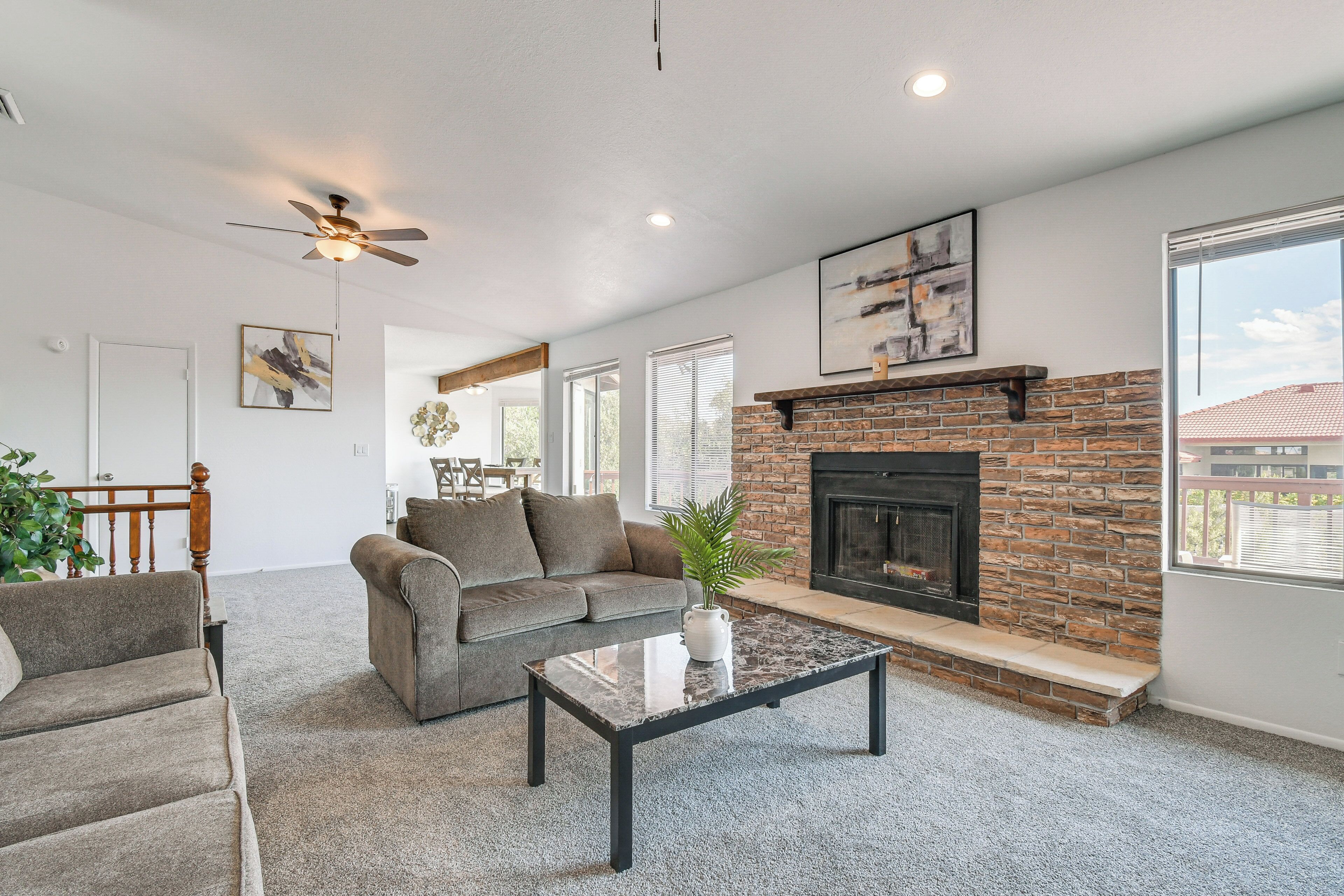 Fountain Hills Home w/ 2 Decks & Mountain Views!