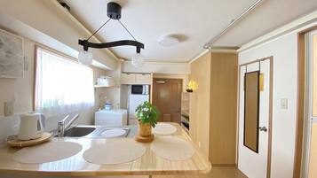 Fridge, microwave, stovetop, electric kettle