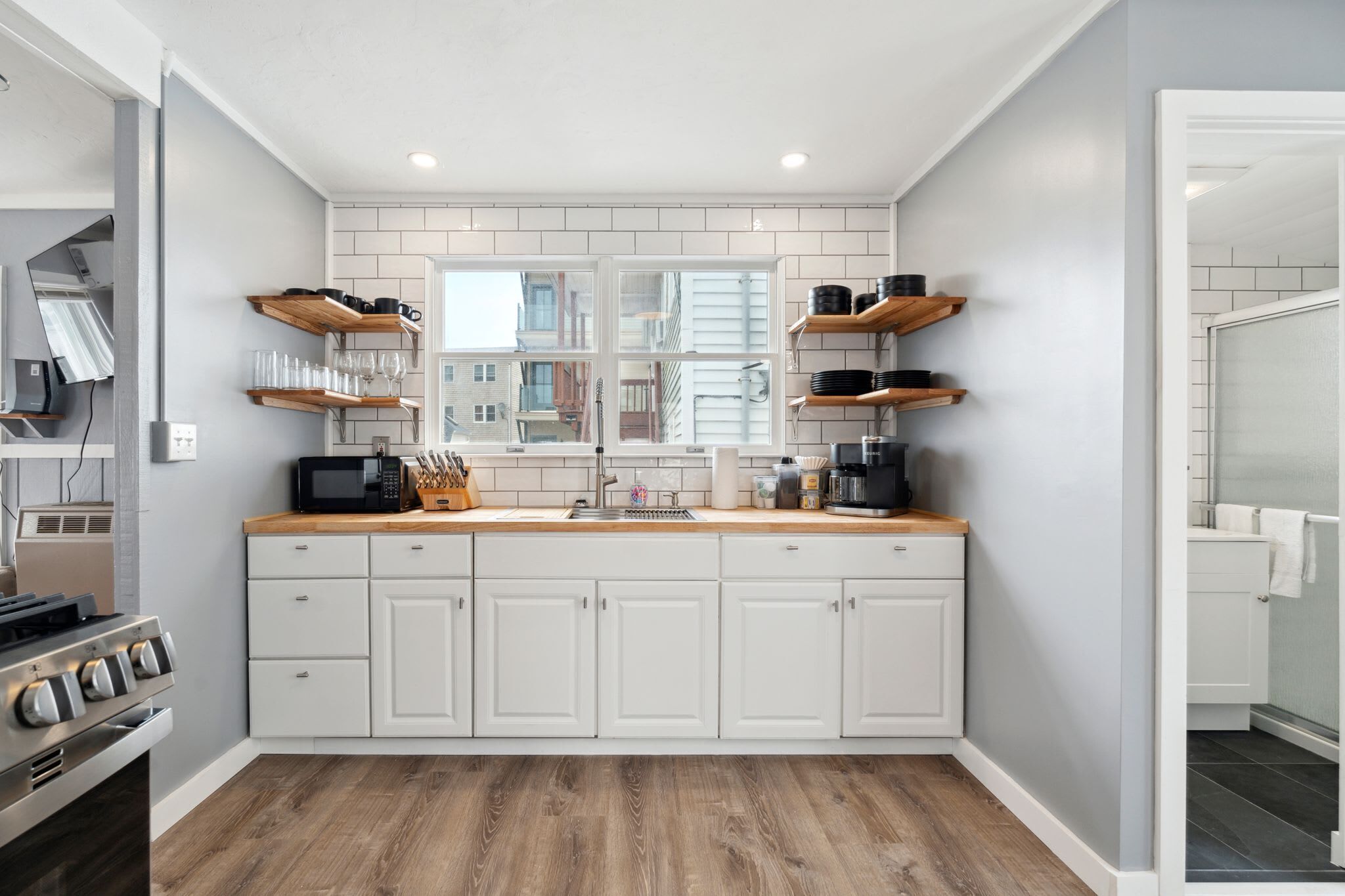 Refrigerador, microondas, horno, placa de cocina