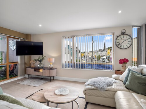 Robins Nest birds eye view of Clifden town