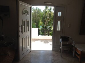 2 bedrooms, Internet