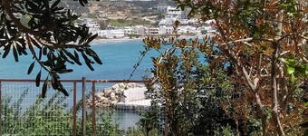 Sea View And Mountain View Apartment For 4 People