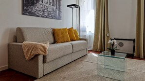 Living area - Bridge of Angels Modern and Central Apartment! (Vicenza)