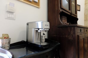 Kaffe og/eller kaffemaskin