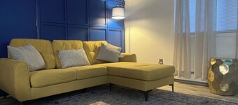 Minutes from downtown Anchorage quiet, gorgeous two bedroom!  