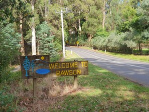 Property grounds - Al'May Rawson escape, family cottage.
Entire Home in Rawson, Australia (Rawson)