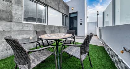 Villa Cassia - Private Pool, Foosball, BBQ, Air-Con and SAT Tv By Lanzarote Vacation Homes