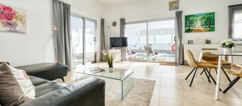 Villa Cassia - Pool, Foosball, BBQ and AACC By LVH