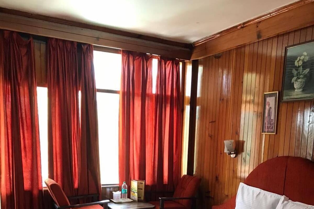 Luxury Suite, Mountain View