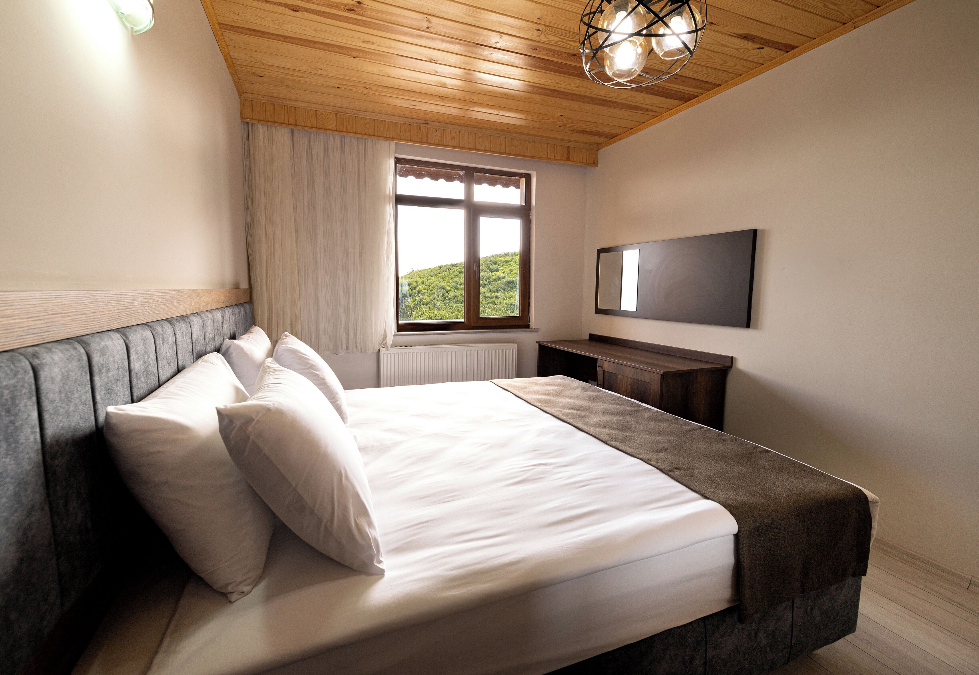 Ropa de cama de alta calidad y cortinas blackout 