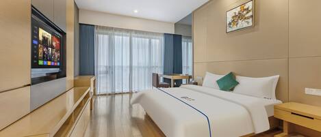 Ropa de cama de alta calidad, escritorio, wifi gratis y ropa de cama