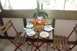 Casa, 1 habitación, balcón | Restauración