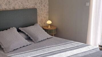 1 bedroom, iron/ironing board, WiFi