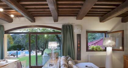 Casale Degli Ulivi 10 2 Emma Villas