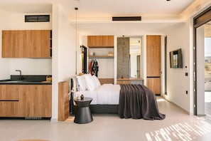 Apartment, 1 Bedroom, Sea View | 1 bedroom, free WiFi - Mast Luxury Residences (Trifylia)