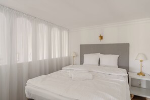 مكواة/لوح كي وواي فاي مجانًا وملاءات أسرّة